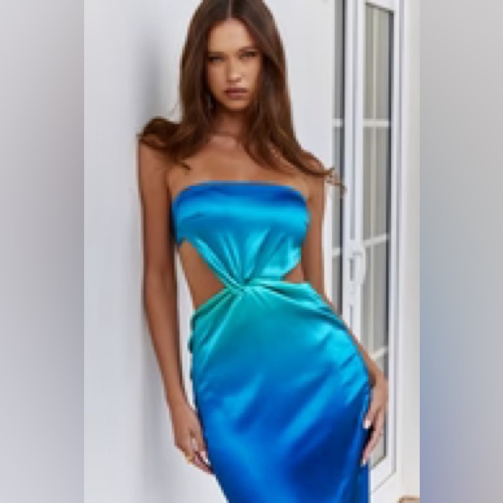 Suela Midi Dress in Ocean 🌊